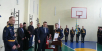 Партийцы поздравили воинские части Ленинского округа с Днём защитника Отечества - VidnoeInform.Ru